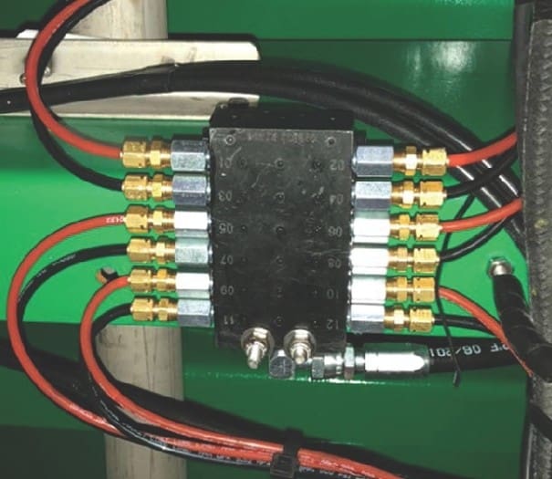 CFAB Global | C-FAB LLC | Graco Inc | Flow Divider Valves
